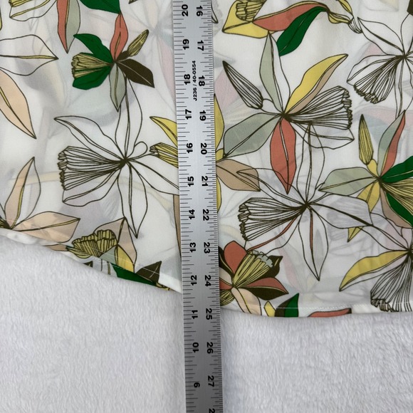 Liz Claiborne White Floral Blouse Petite PL Short Sleeve Keyhole Casual - Picture 3 of 9